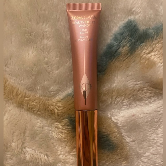 PINKGASM Charlotte Tilbury BEAUTY LIGHT Wand (brand new in the box never opened) - Picture 6 of 10